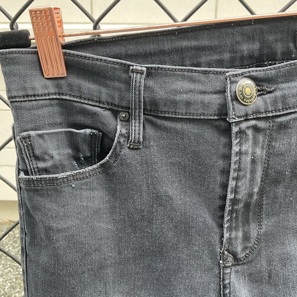 Black Orchid Distressed Black Skinny High waist jeans with ripped knee style . - Picture 3 of 11